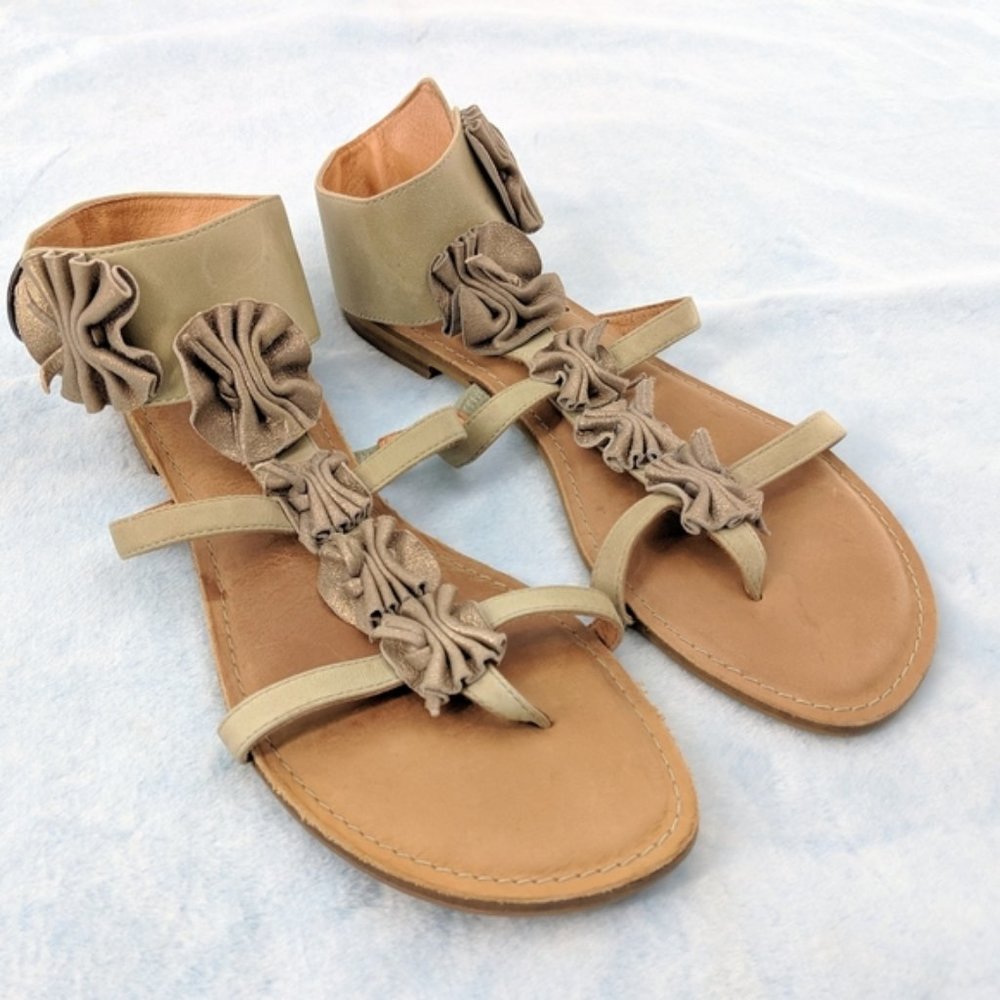 Lucky Penny 7 B Ankle Strap Yo-Yo Flat Sandals